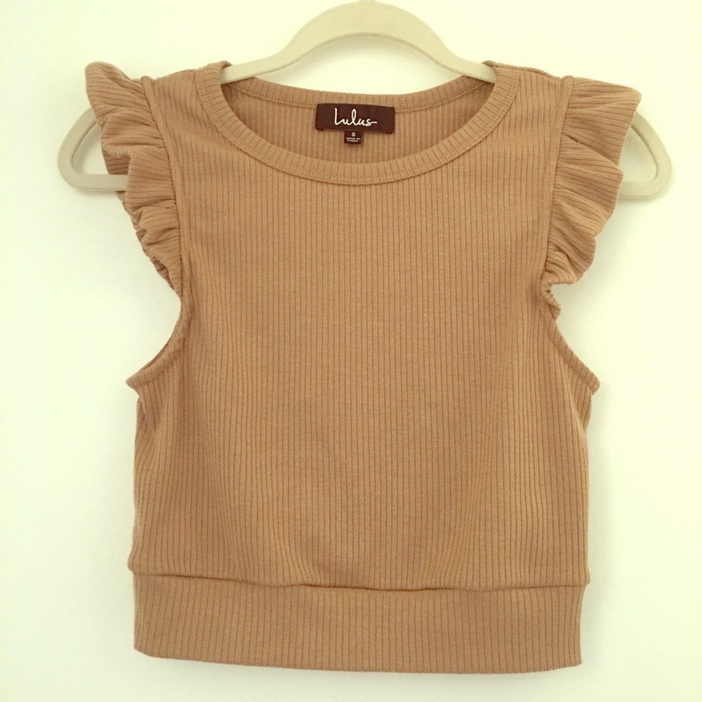 Lulus raffled crop top